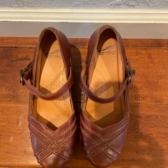 Leather Dansko Heels - Picture 3 of 6